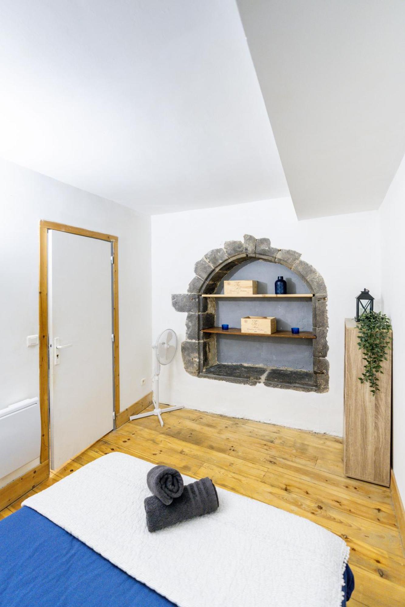 Apartamento Cosy & Duplex - Au Coeur De La Vieille Clermont-Ferrand